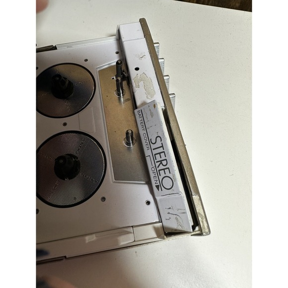 Sony Walkman WM-10 Vintage Cassette Player / Parts Repair / Made in Japan - Picture 4 of 13